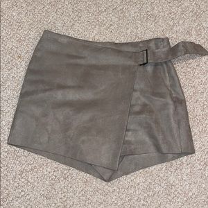 Gray suede skort